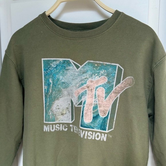 Tops - Vintage MTV Sweatshirt